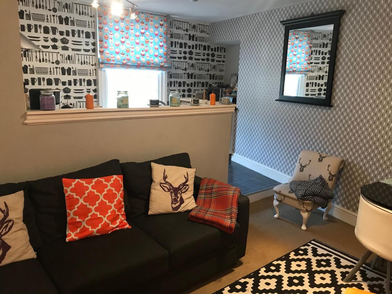 Central City 1 Bed Apartment Bath Exterior photo